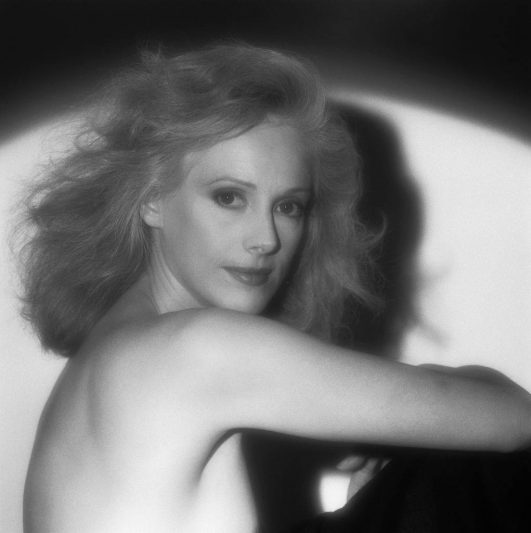 Sondra Locke: Life Story and Gorgeous Photos of Charismatic Actress