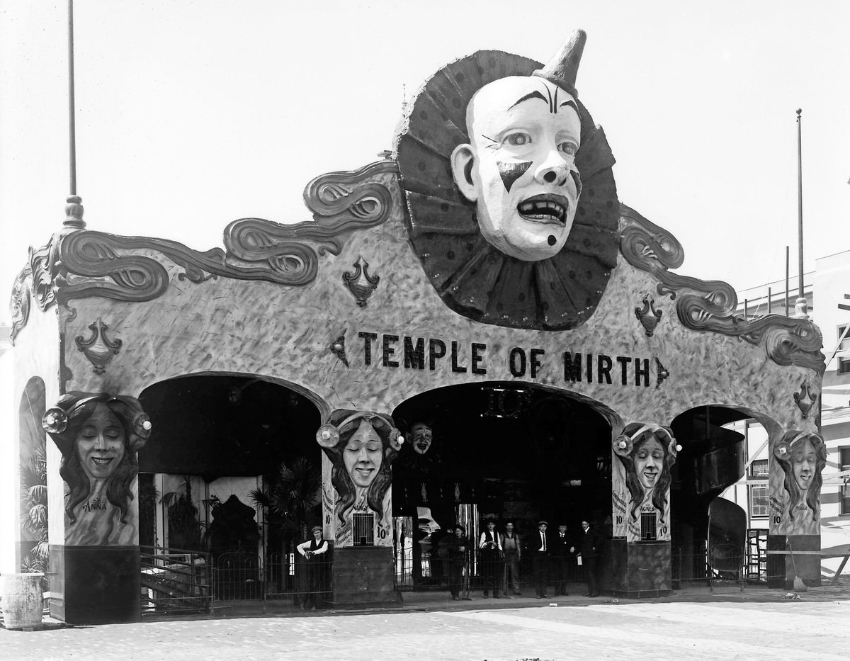 The Temple of Mirth concession on the Pike provided fairgoers entertainment with distorting mirrors, a cave of winds, and other novelties