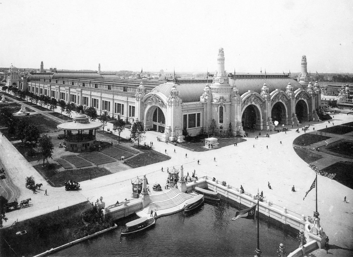 An overview of the Palace of Transportation and surrounding fairgrounds, photographed in 1904