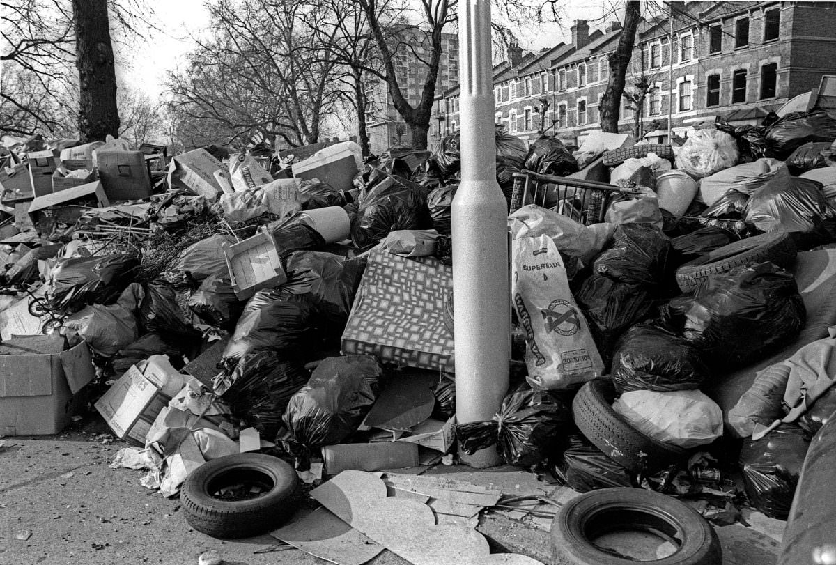 Stoke Newington Common in the Binmen’s strike 1979