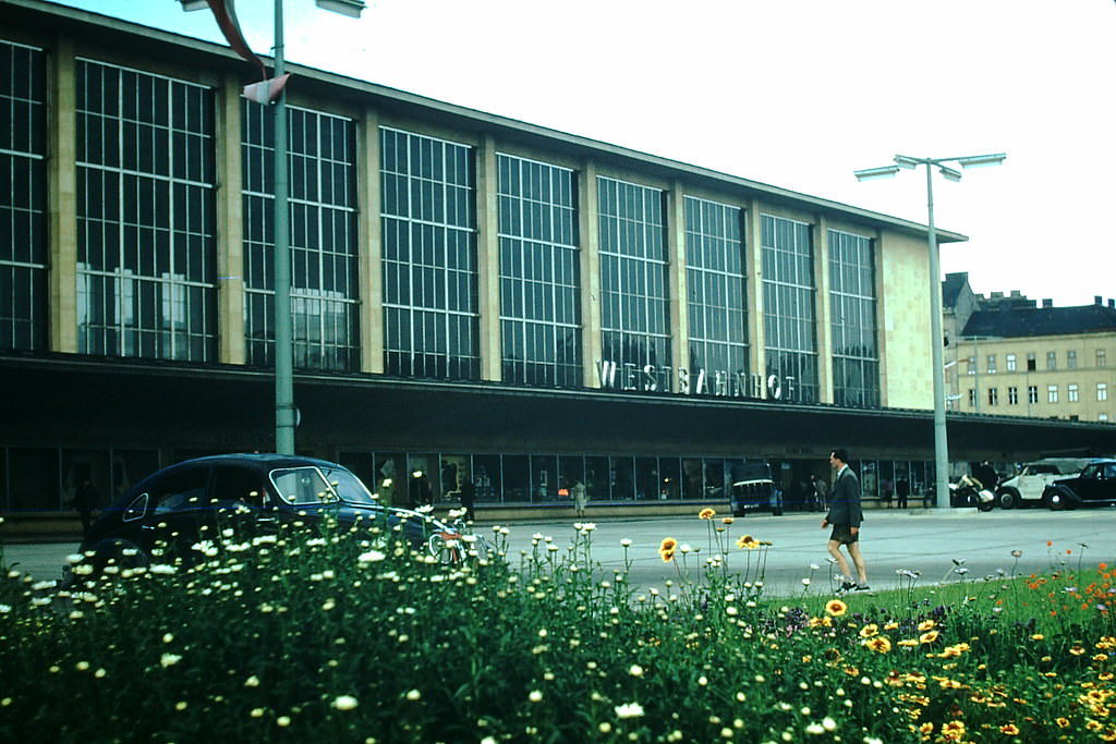 Westbahnhof Station, Vienna, 1953