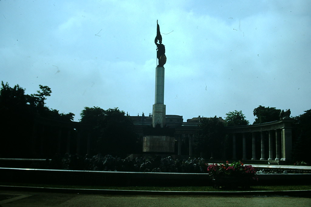 Russian Liberation Shaft, Vienna, 1953