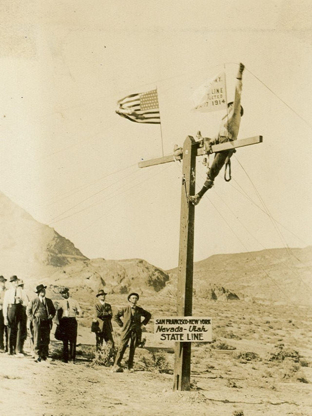 Stunning Photos of Linemen Working on Wooden Utility Poles from the Early 1900s