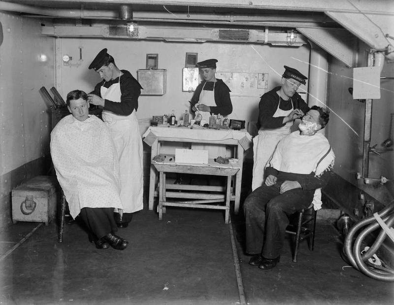 Historical Photos show Soldiers getting Haircuts during World War I