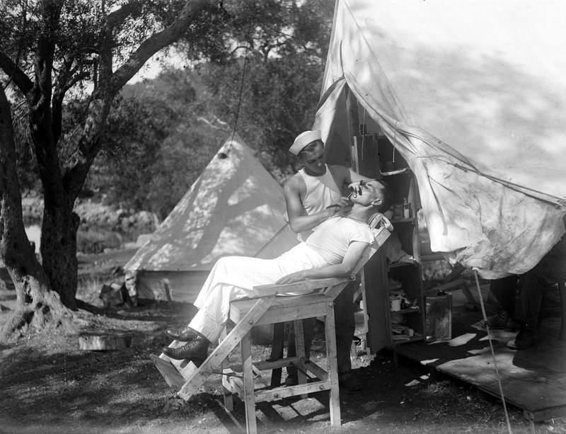 Historical Photos show Soldiers getting Haircuts during World War I