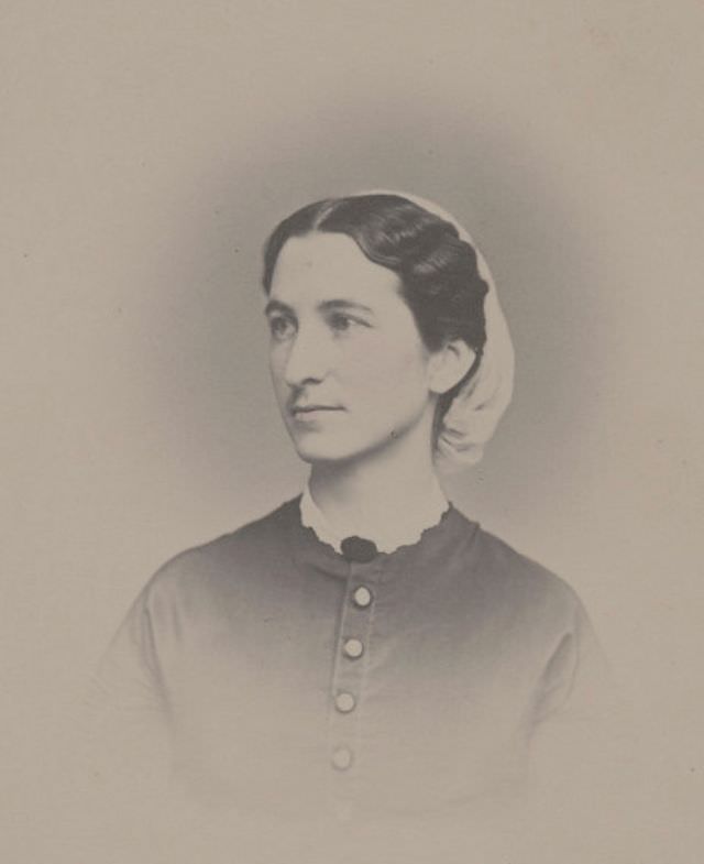 Jane Jennings, also known as Janet, who served in the Civil War in Washington, D.C., and in the Spanish-American War in Cuba