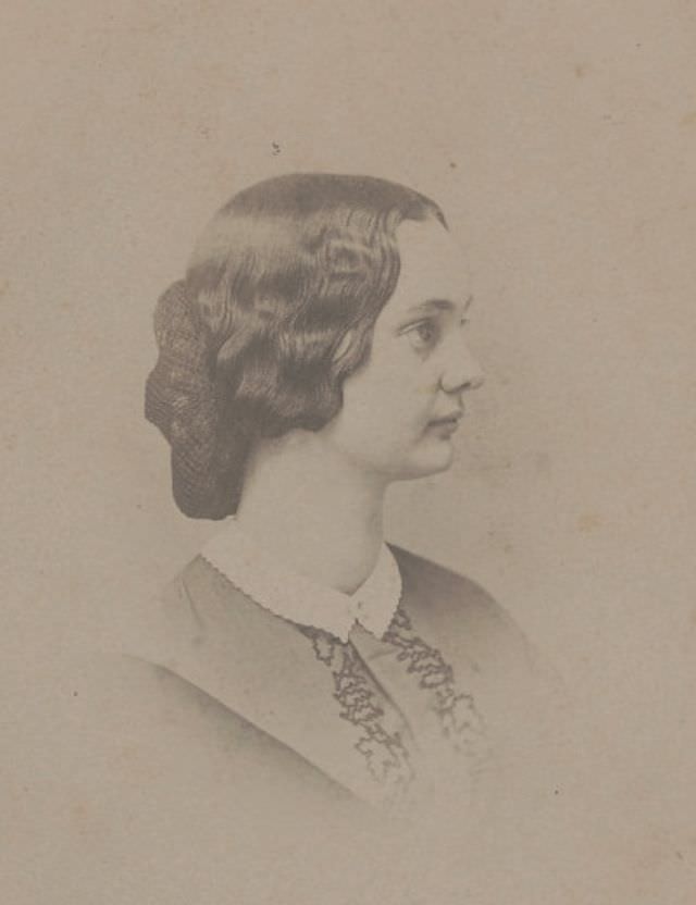 Mary Jewett Telford, Civil War nurse at Hospital No. 8, Nashville, Tennessee, who was later a charter member of the Woman's Relief Corps