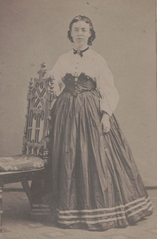 Alma S. Wolcott Bennett, U.S. Christian Commission nurse of Hospital No. 1, Nashville, Tennessee