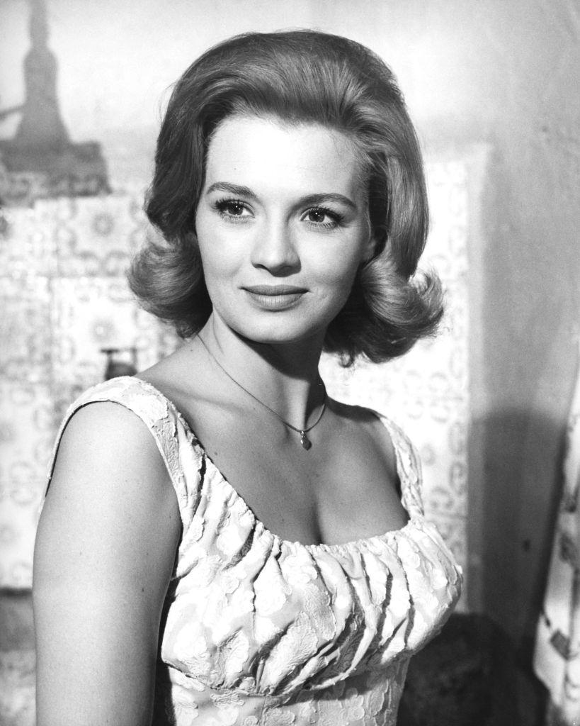 Angie Dickinson as the title character of the film 'Jessica', 1962.