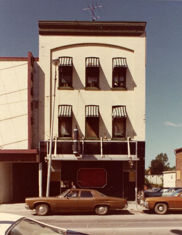 City Hotel at 310 Front Street, Belleville