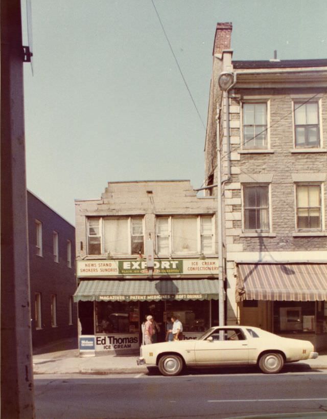 Ed Thomas's cigar store at 182 Front Street, Belleville, Ontario