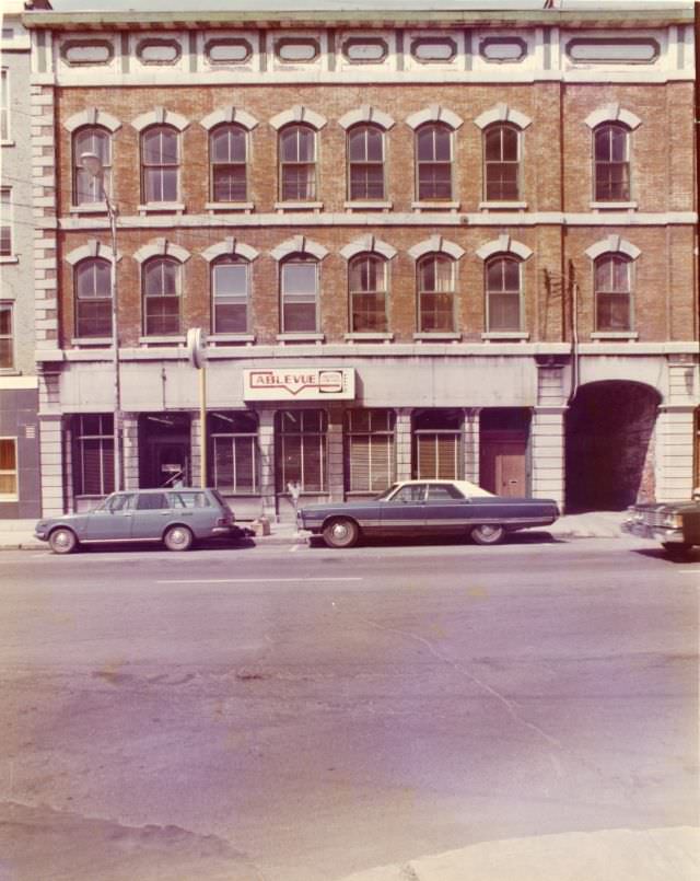 160 and 162 Front Street, Belleville, Ontario, with Cablevue office at 160