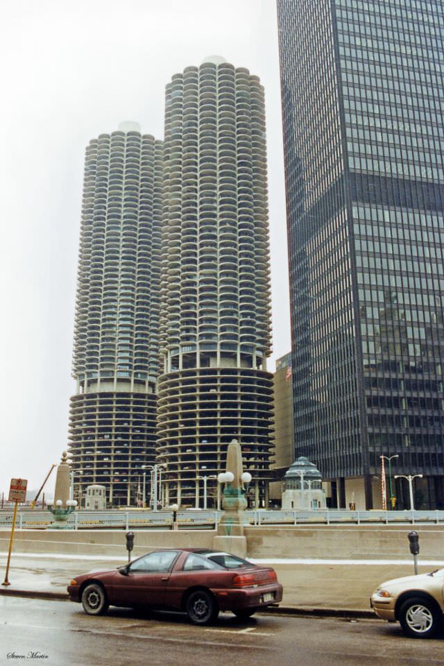 Landmark skyscraper condominiums on the north bank of the Chicago River as seen from Wacker Drive, February 1996