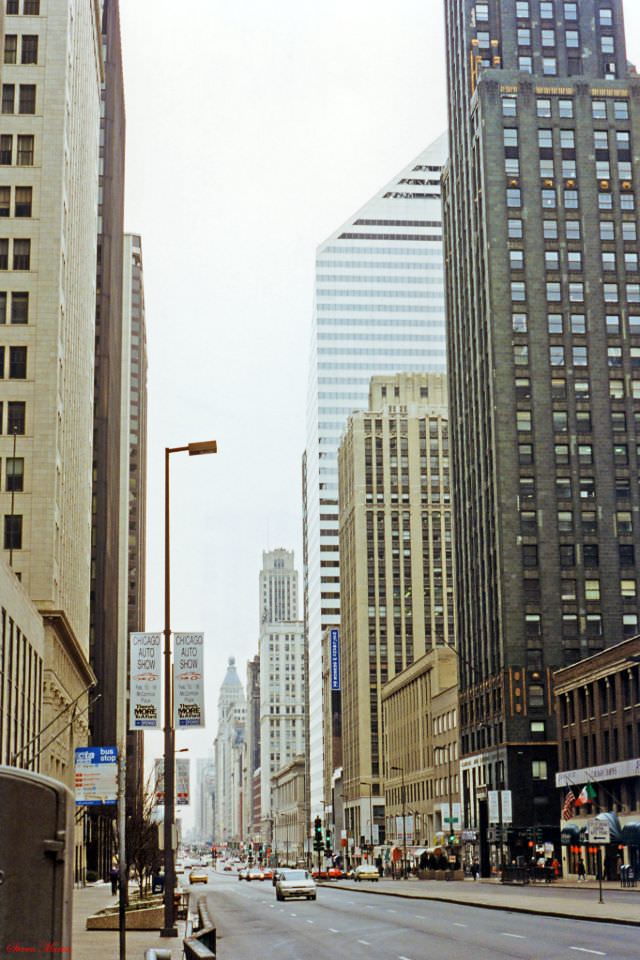 Michigan Avenue looking south of Wacker Drive, Chicago, February 1996