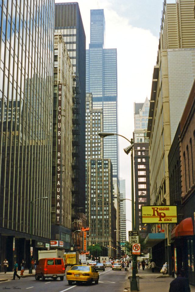 A dams Street from Wabash Avenue, Chicago, July 1996