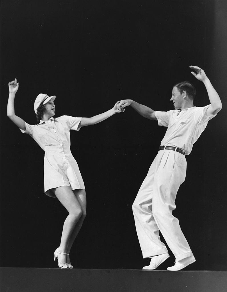 Eleanor Powell and George Murphy dancing, 1938.