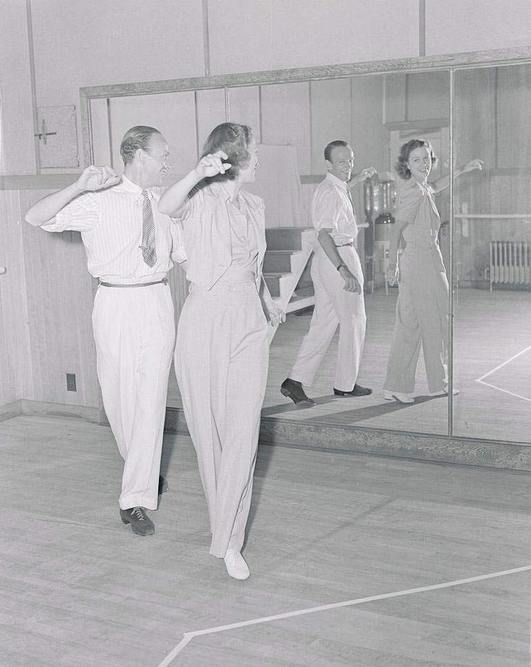 Eleanor Powell rehearsing with Fred Astaire, 1939.