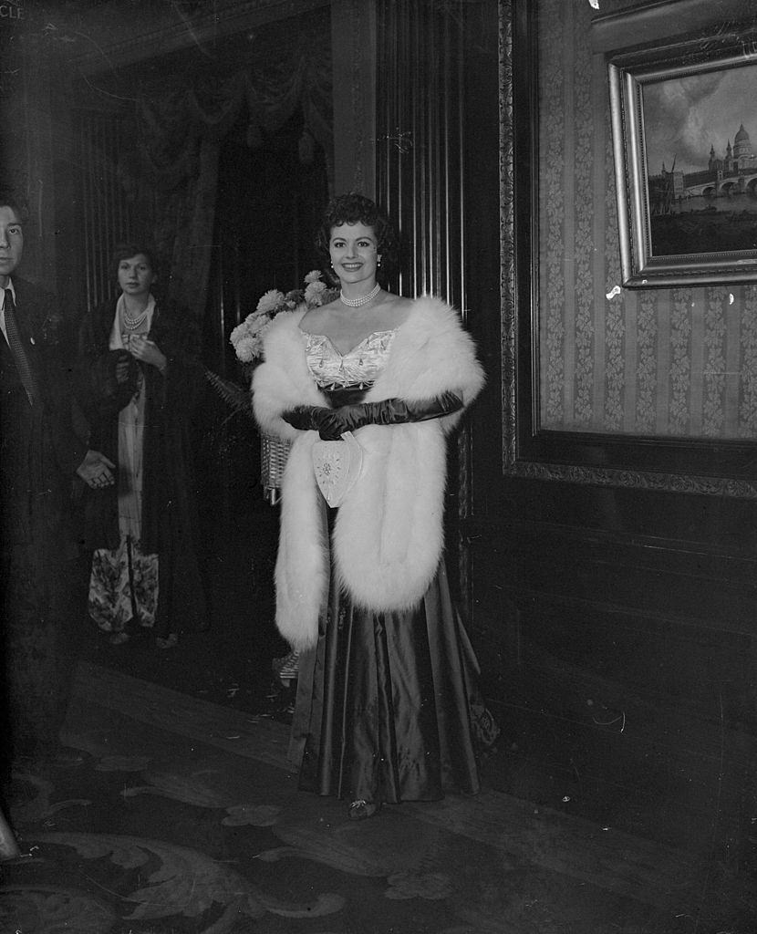 Margaret Lockwood at the Empire Theatre, London, for the Royal Command Film Performance of 'Scott of the Antarctic', 1948.