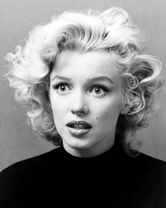 Moody yet Innocent: Marilyn Monroe Through the Lens of Ben Ross In 1953