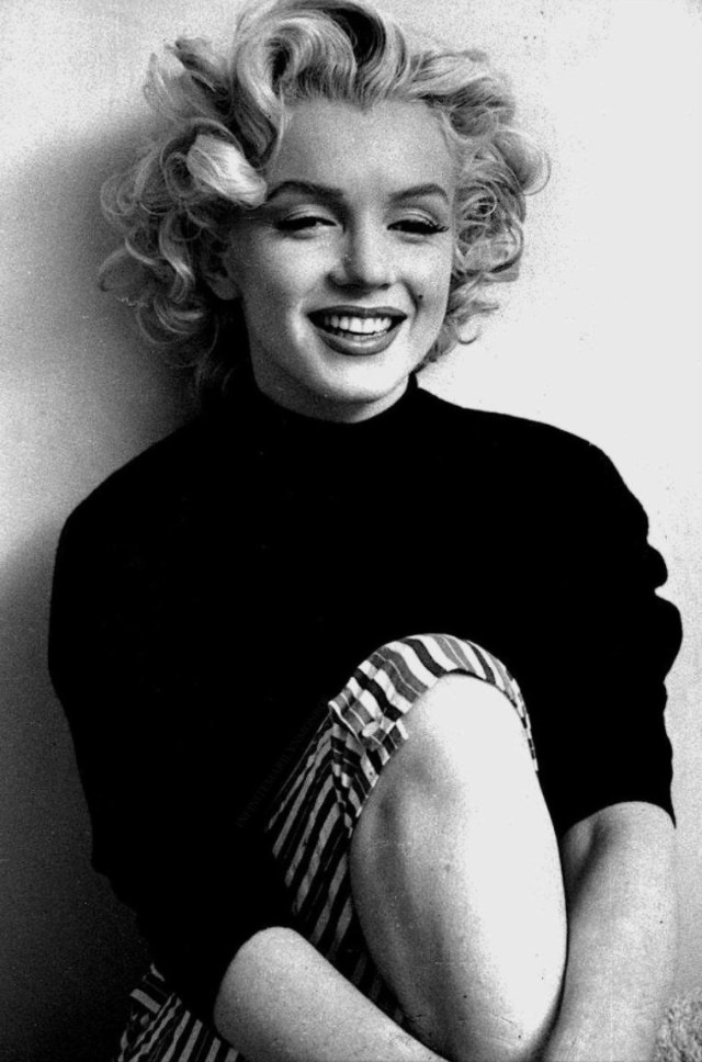 Moody yet Innocent: Marilyn Monroe Through the Lens of Ben Ross In 1953