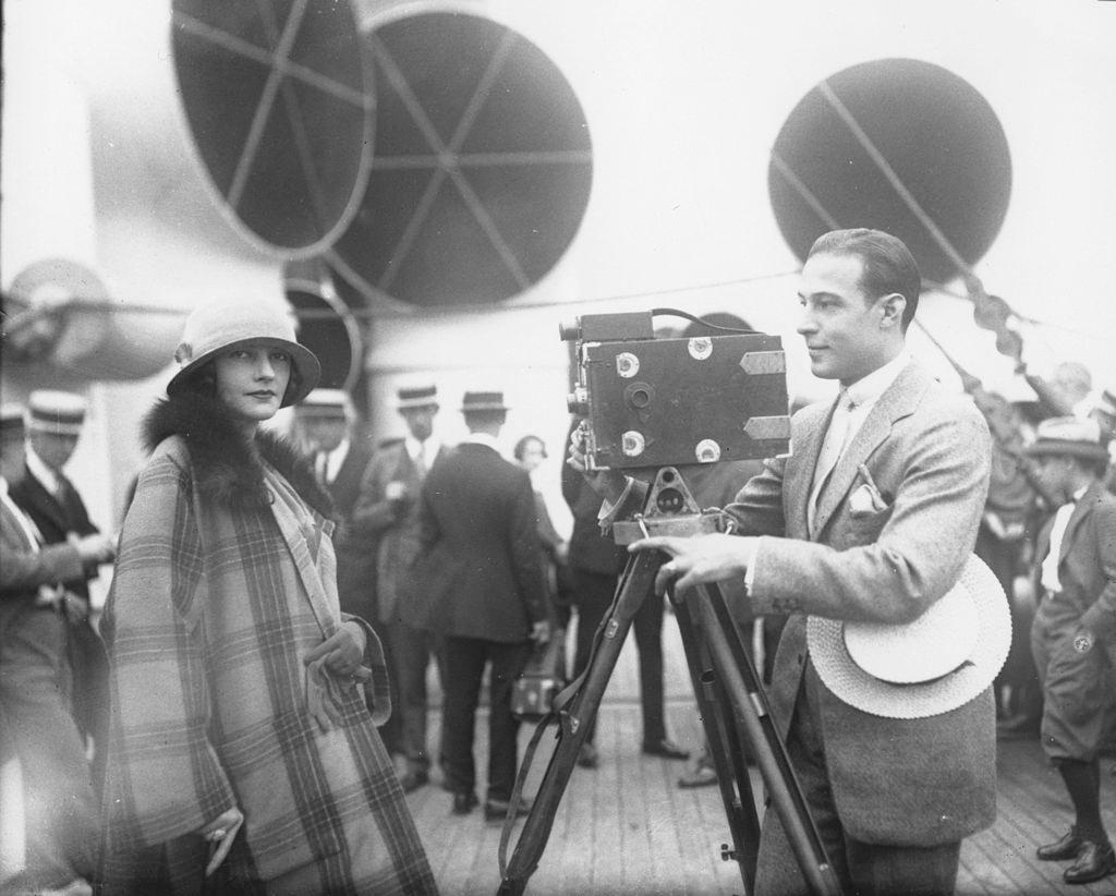 Natacha Rambova with Rudolph Valentino on the set of 'Aquitania' in 1923.