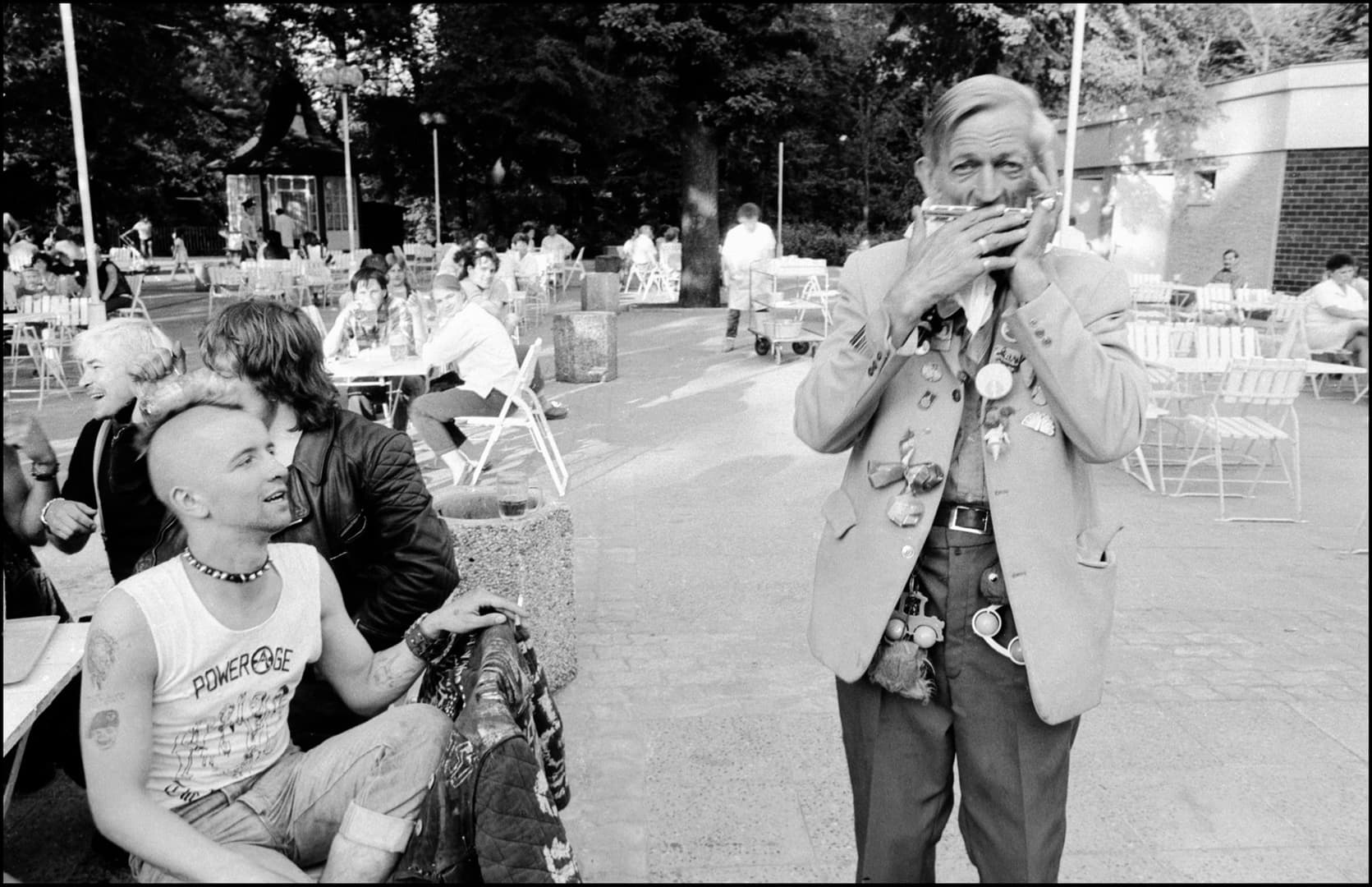 Kurt Wanski, In the zoo, Berlin-Friedrichsfelde, 1988