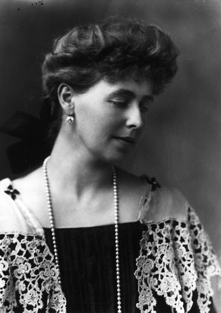 Queen Marie of Romania, 1905.