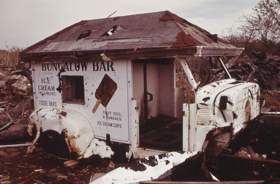 Abandoned Ice Cream Wagon at Broad Channel in Jamaica Bay, May 973