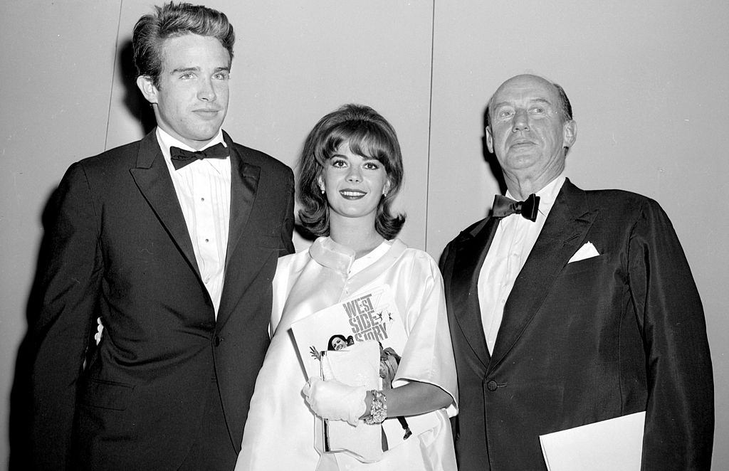 Warren Beatty with Natalie Wood, and Adlai Stevenson at premiere "West Side Story", 1961.