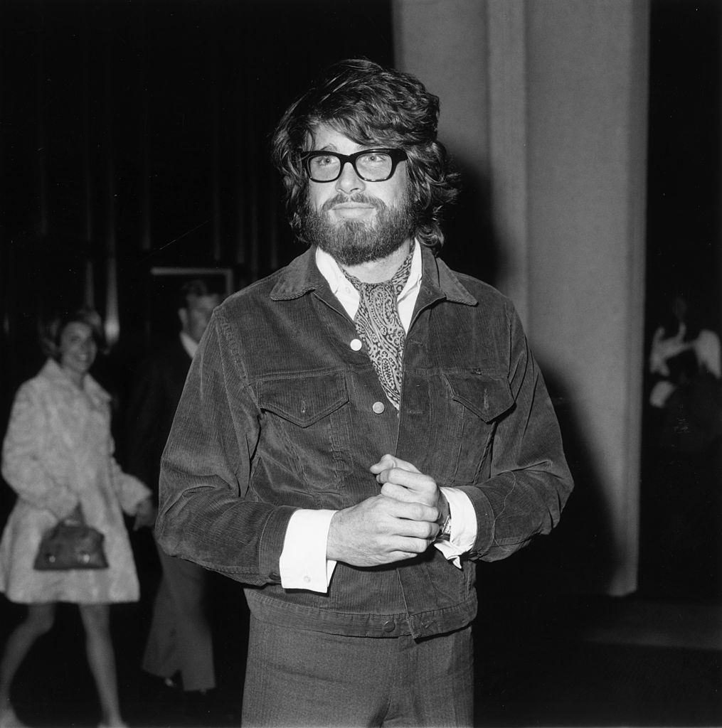 Warren Beatty in full beard, mustache, and glasses at a Jim Webb concert held at the Dorothy Chandler Pavillion in Los Angeles, 1970.