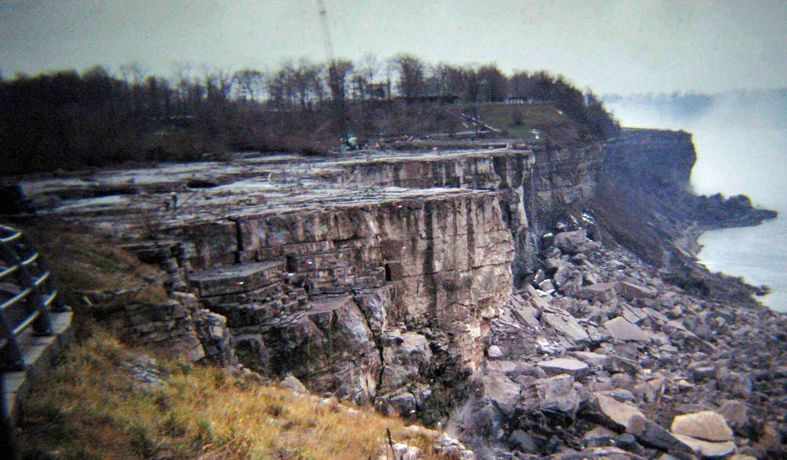 Niagra Falls drained