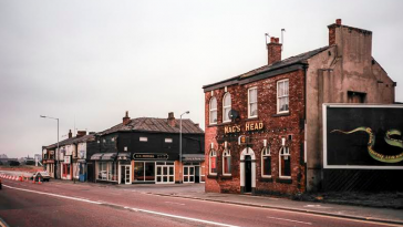 Pubs and Cinemas of old Manchester from the 1960s to 1990s Through these Stunning Vintage Photos