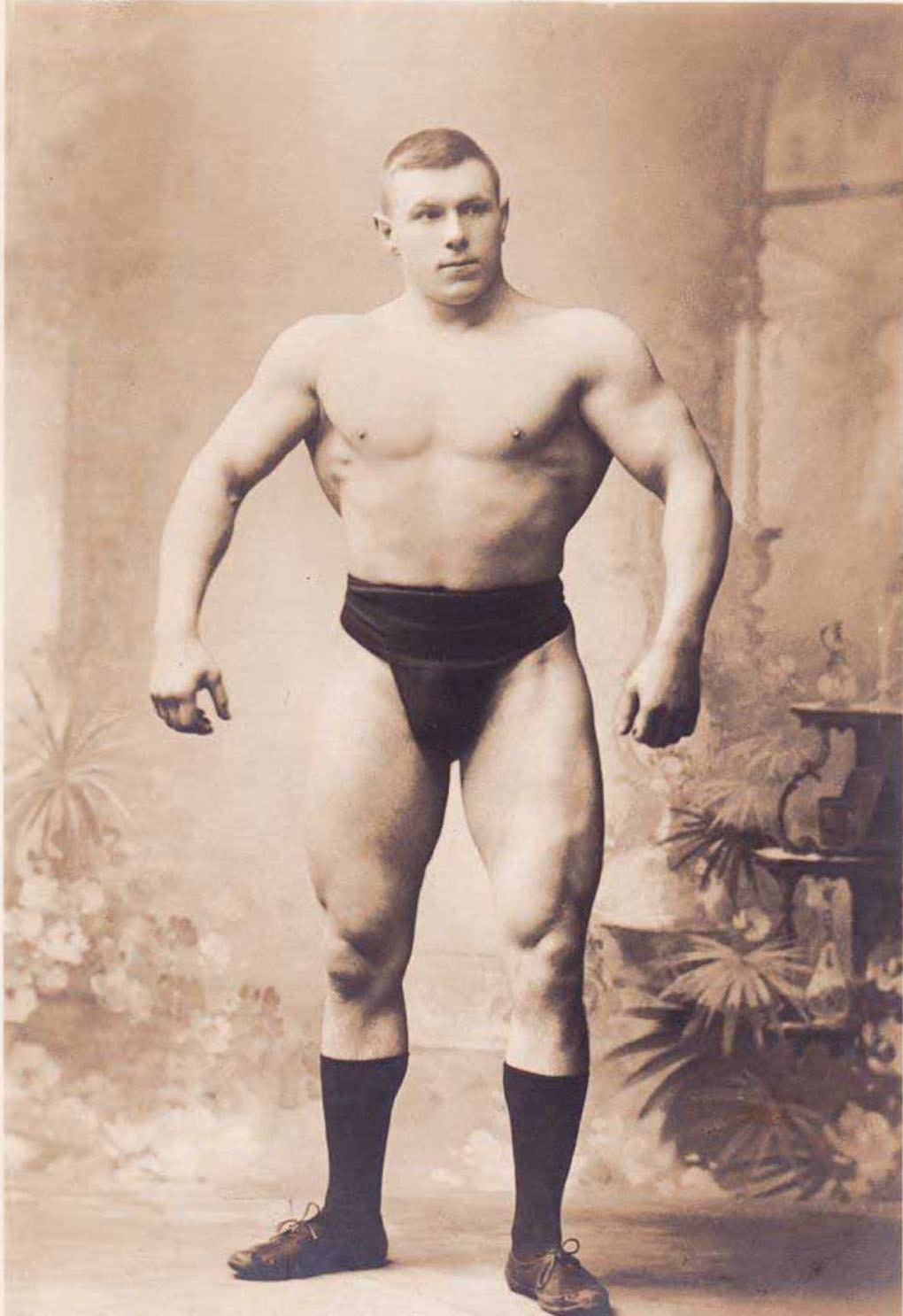 Hackenschmidt, circa. 1905.