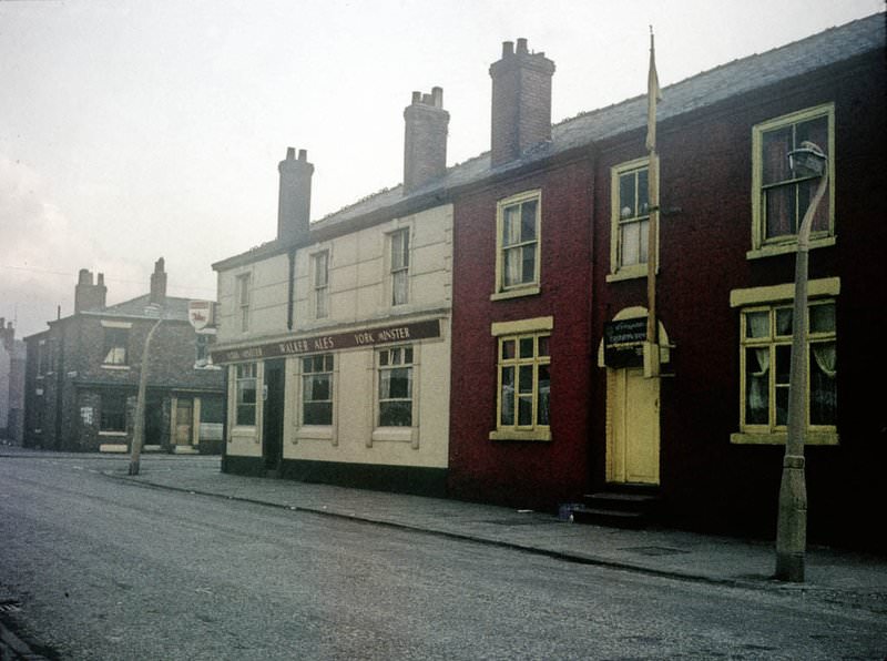 York Minster pub on the corner of Higher Chatham Street, around 1967.