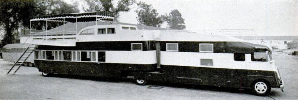 Home and Office on Wheels: The 1952 Executive Flagship Had it All in One Vehicle