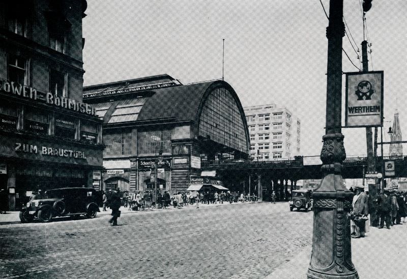 Berlin Alexanderplatz railway station