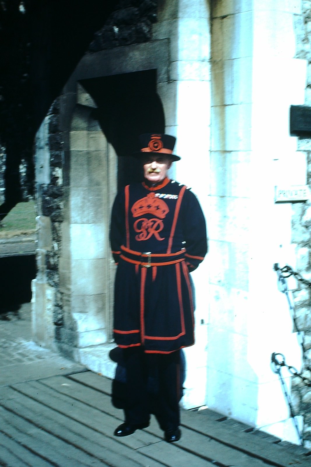 Beefeater, Tower- London, 1949.