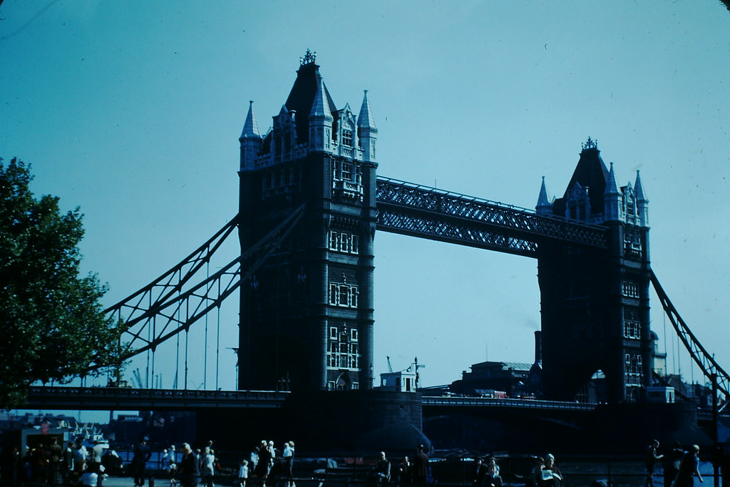 Tower Bridge, London, 1949.