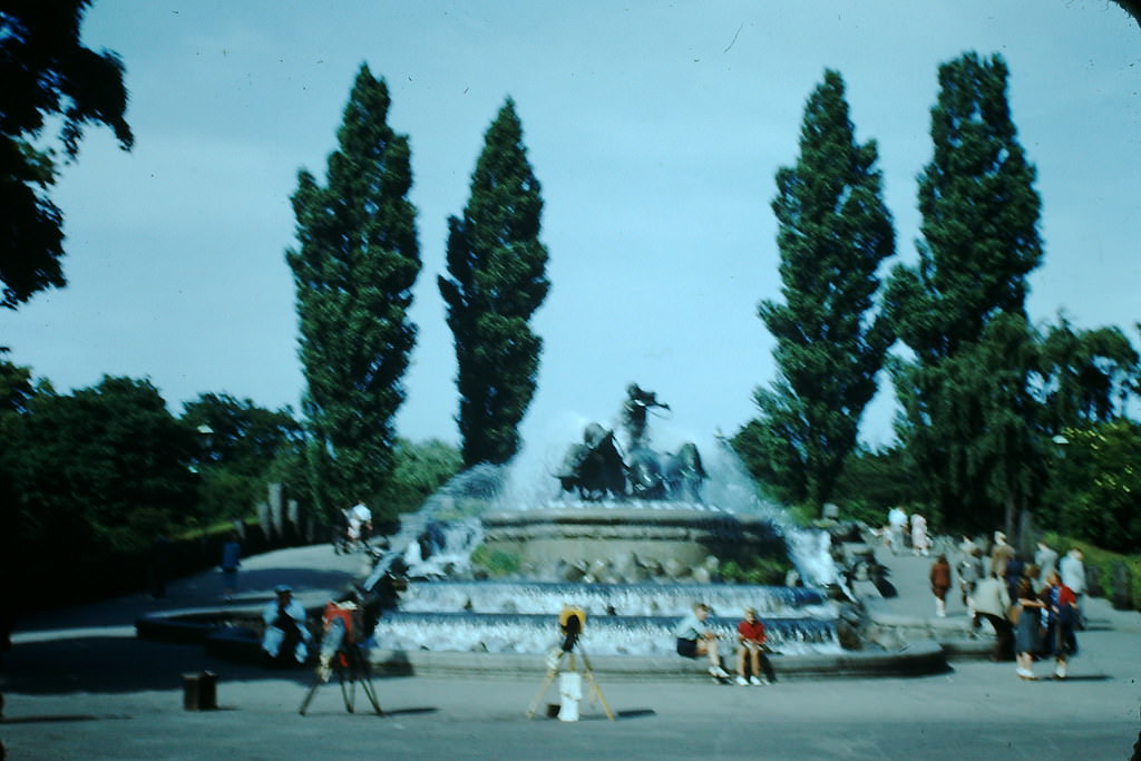 Gefion Fountain in Copenhagen, Denmark, 1940s.