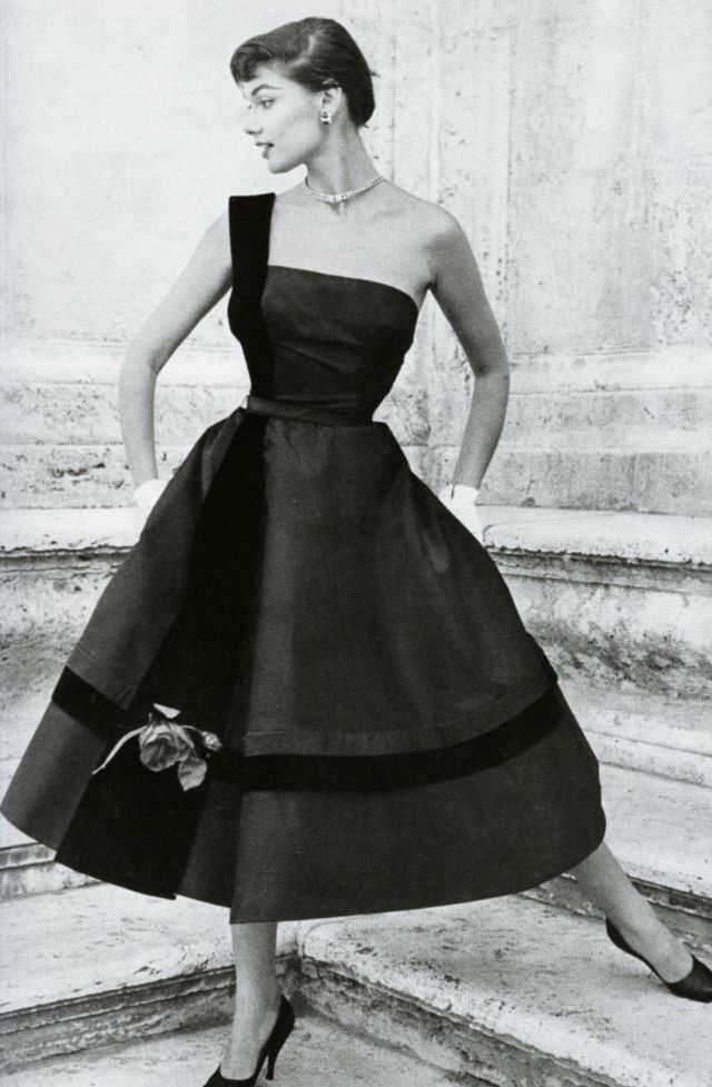 Joan Whelan in lovely dress with velvet detail by Simonetta, photo by Regina Relang, 1955