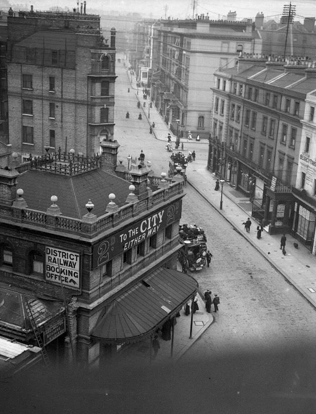 London. Gloucester Road Station