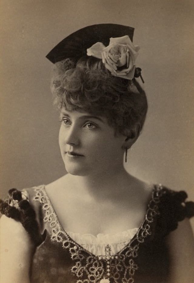 Lillian Russell: Life Story and Glamorous Photos of the Actress and Singer Know for her Beauty Voice and Style