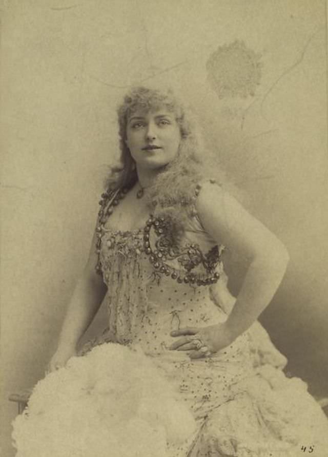 Lillian Russell: Life Story and Glamorous Photos of the Actress and Singer Know for her Beauty Voice and Style