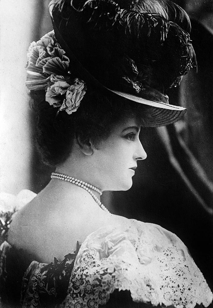 Lilian Russell, 1900.