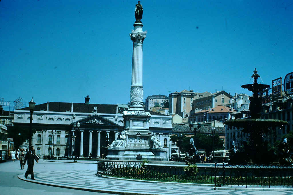 Plaza Don Pedro IIII, Lisbon, 1950s.