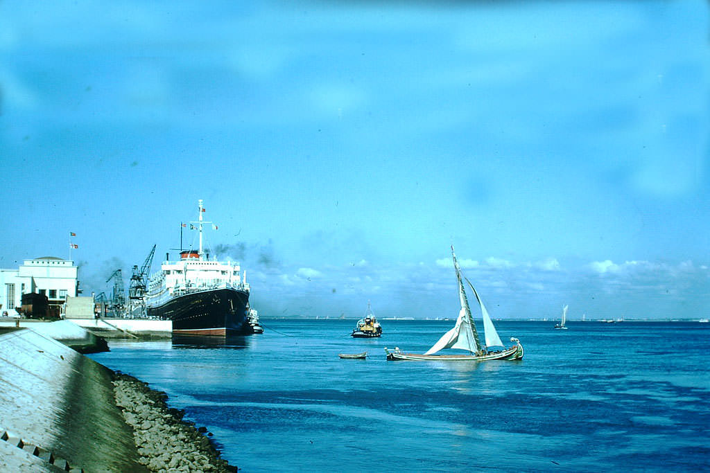 Waterfront and Vulcanio, Lisbon, 1950s.