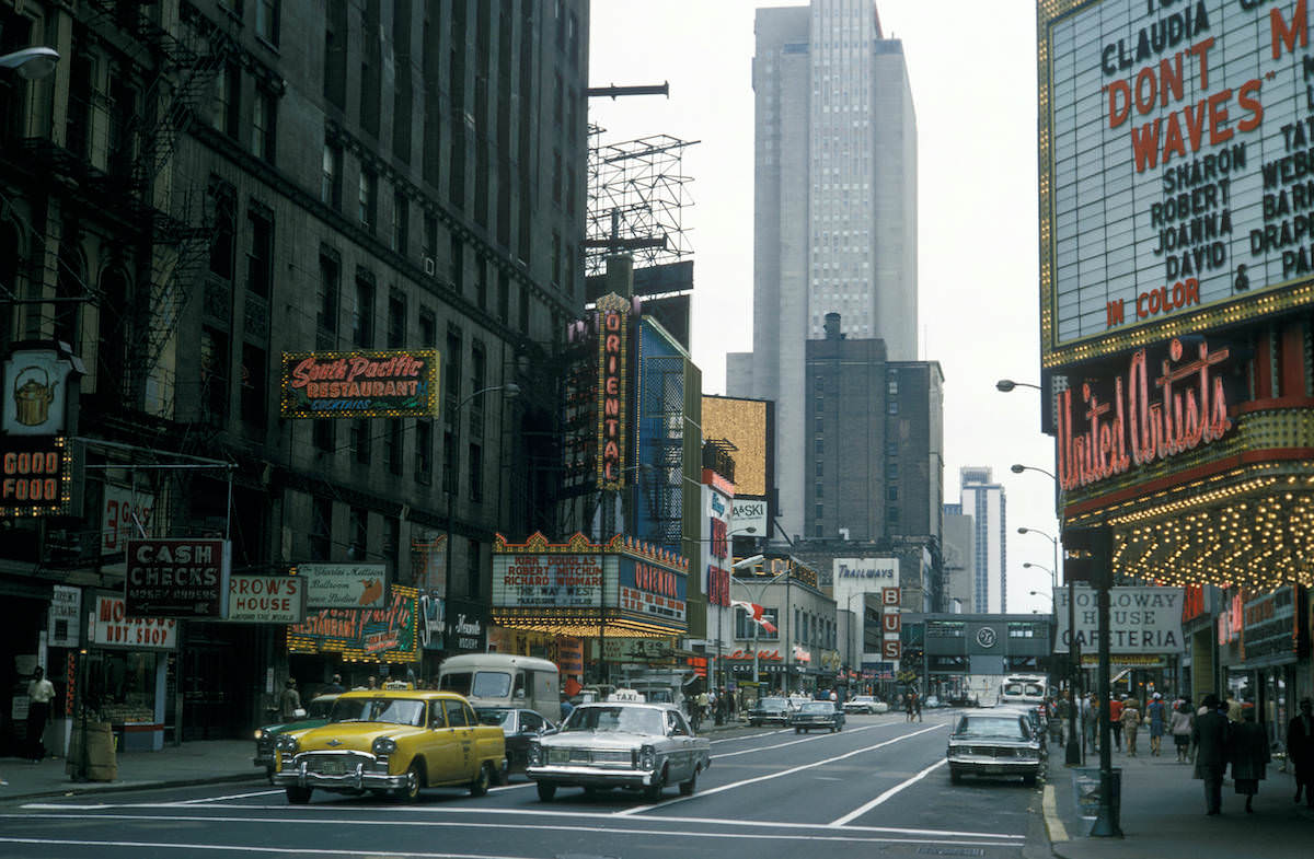 Randolph Street E from Dearborn Street, Chicago