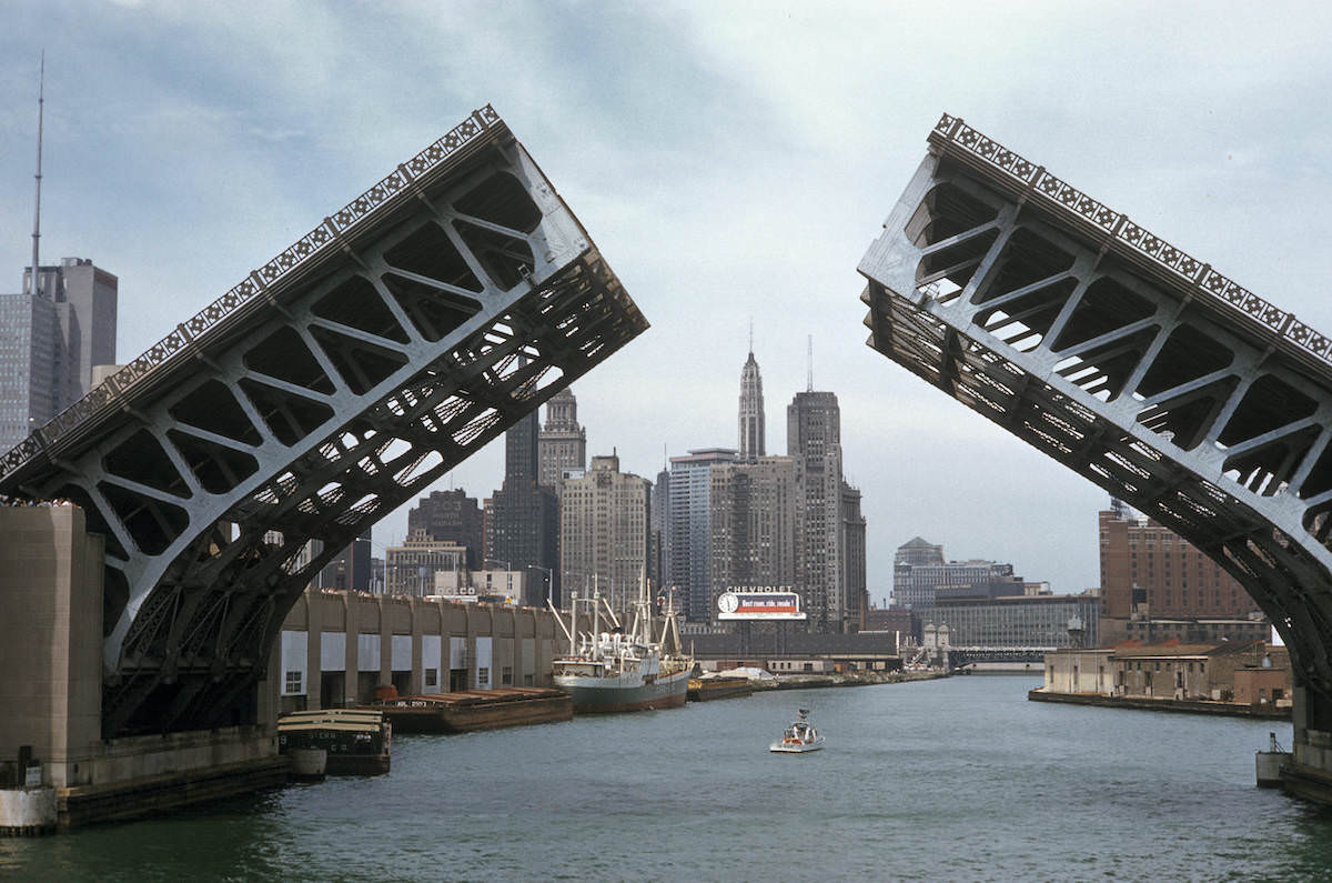 Chicago, drawbridge on Chicago River Photographer’s Note:Description Lake Shore Drive Bridge.