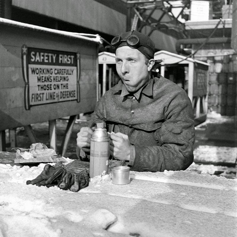 A worker on break at the Brooklyn Navy Yard, 1941.