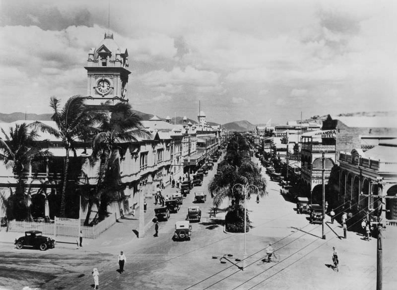 Flinders Street, Townsville, 1932